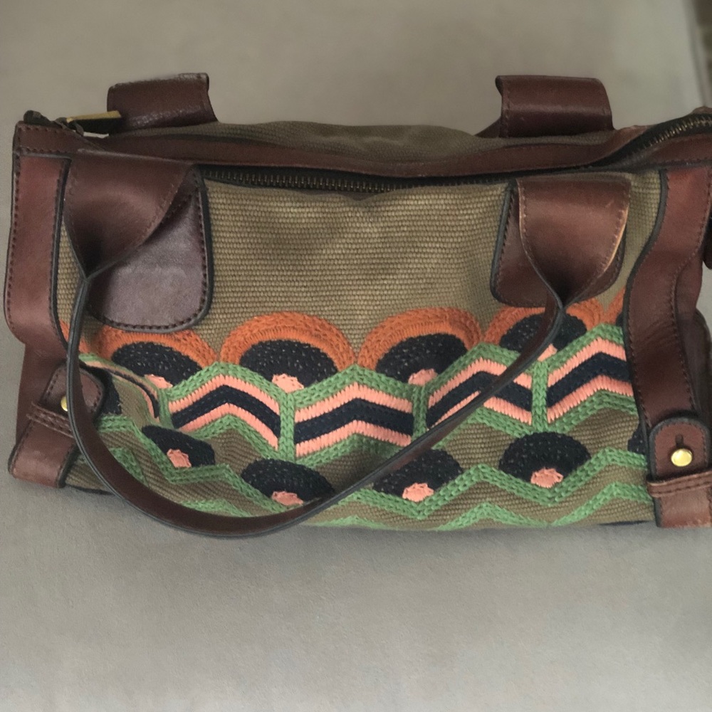 Fossil purse